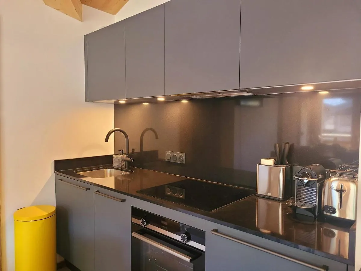Апартаменты Appartement 3★ Pour 4 Avec Balcon, Proche Centre Et Pistes, Les Gets - Fr-1-598-152